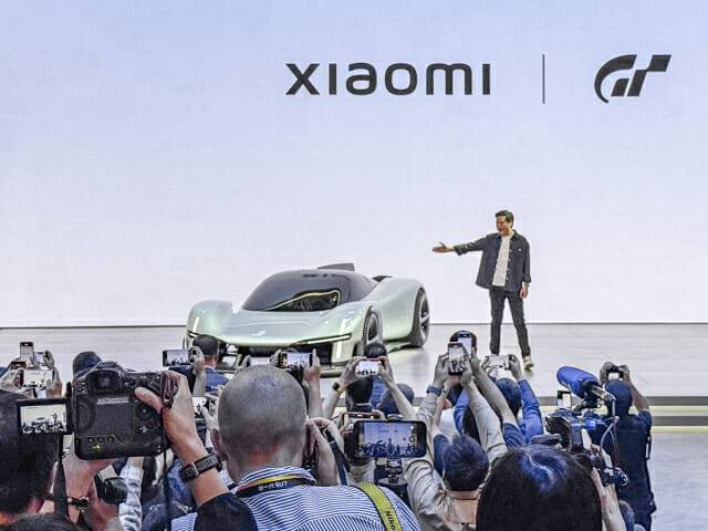 샤오미 비전 GT를 소개하는 레이쥔 회장 (사진=한국자동차기자협회)