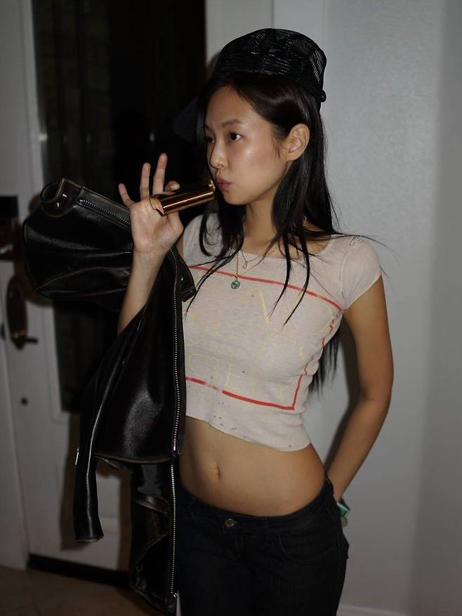 @jennierubyjane
