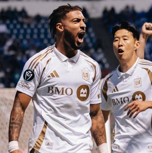 마크 도스 산토스 LA FC 감독이 23일 콜로라도 라피즈전에서 0-0 무승부를 거둔 뒤 선수들을 탓하는 듯한 발언을 남겼다. 손흥민(왼쪽)이 드리블을 하고 있다. 데니스 부앙가와 손흥민(오른쪽)이 골을 넣은 뒤 세레머니를 하고 있다. /게티이미지코리아