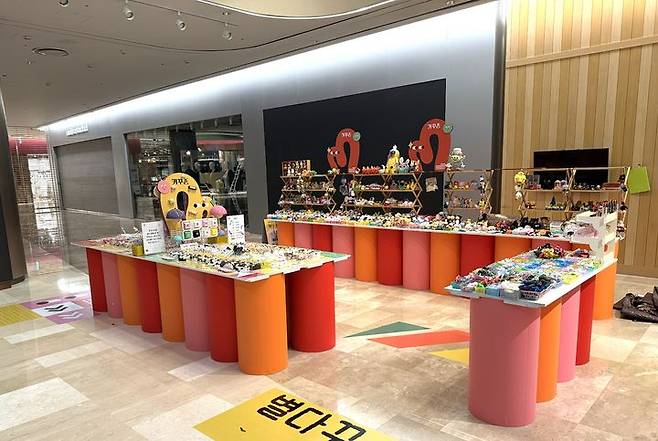 [서울=뉴시스] 잠실 월드몰 3층 팝업스토어 매장 전경. (사진=롯데백화점 제공)  *재판매 및 DB 금지