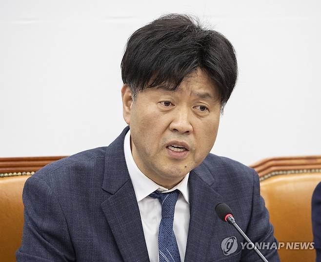 김용 전 민주연구원 부원장 기자간담회 [연합뉴스 자료사진]