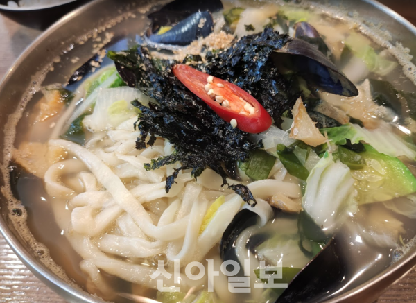 칼국수 [사진=강동완 기자]