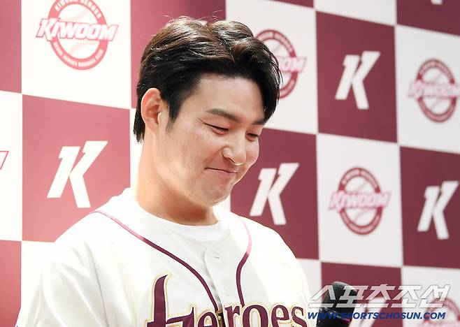 은퇴식을 앞둔 키움 히어로즈 박병호 코치가 26일 오전 서울 고척스카이돔 기자회견장에서 질문에 답하고 있다. 고척=정재근 기자 cjg@sportschosun.com/2026.4.26/