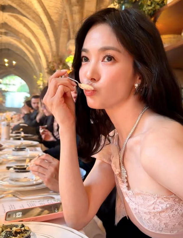 사진=송혜교 SNS