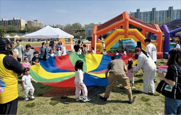 잠원 한강공원에 있는 ‘여기저기 서울형 키즈카페’. [서울시 제공]