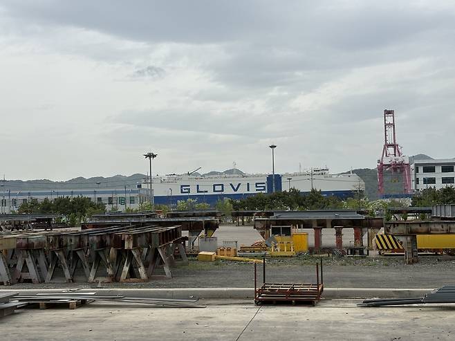 23일 경상남도 창원에 위치한 매일마린 창원 공장 뒤편의 마산가포신항. 창원공장에서 제작된 구조물들은 마산가포신항을 통해 운송된다. 창원=김예솔 기자