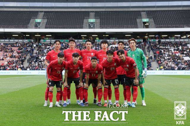 지난 3월 축구대표팀의 유럽원정 코트디브아르전에 나섰던 조현우(맨 오른쪽)/밀턴킨스(영국)=KFA