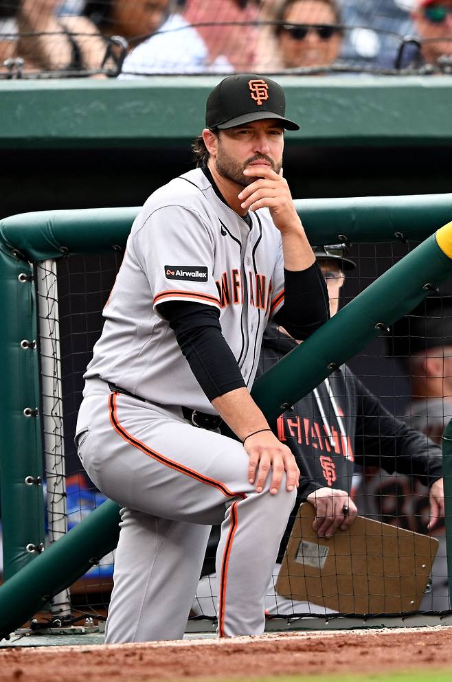 <yonhap photo-2491=""> 바이텔로 감독. AFP=연합뉴스&nbsp;</yonhap>