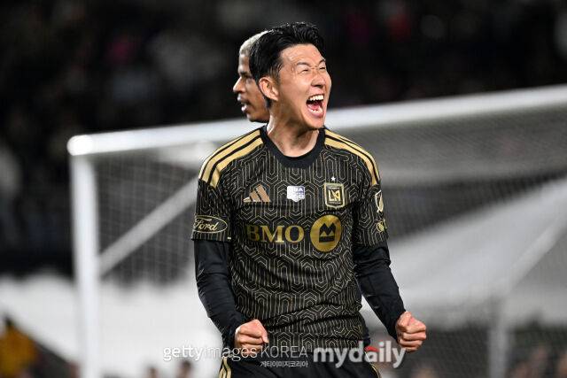 손흥민이 결장한 가운데 LA FC가 26일 알리안츠 필드에서 열린 미네소타 유나이티드와의 원정 경기에서 1-0으로 승리했다. 포효하고 있는 손흥민./게티이미지코리아