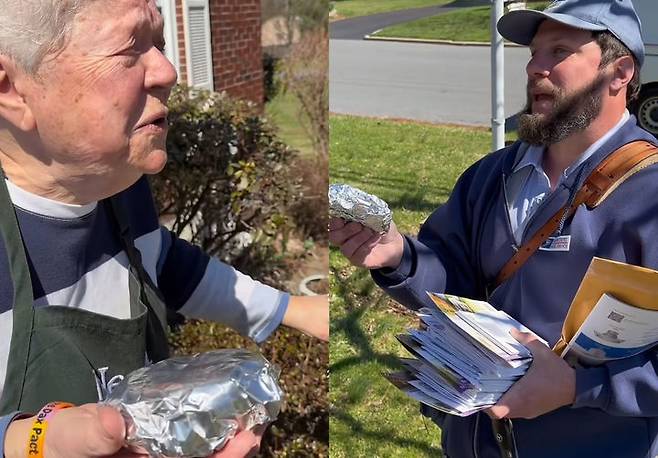 [서울=뉴시스] 안투아네트 지안카밀리 할머니(왼쪽)가 우편배달부 카일 프랭켄필드에게 샌드위치를 건네고 있다. (사진=인스타그램 @nonnanettaofficial 캡처) 2026.04.26.