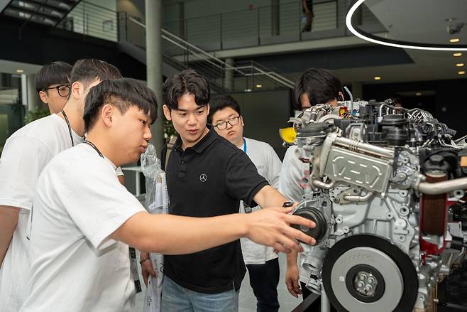 벤츠코리아 제공