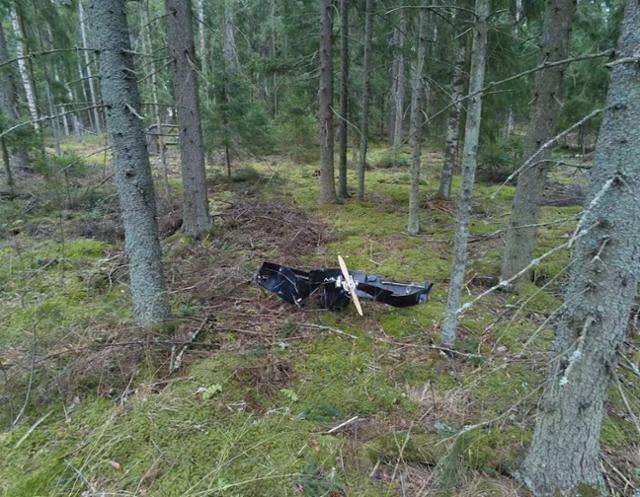 스푸핑에 당해 핀란드에 추락한 우크라이나 드론. 핀란드 경찰
