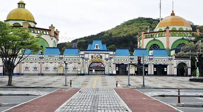대전 오월드 정문. 김성태 객원기자