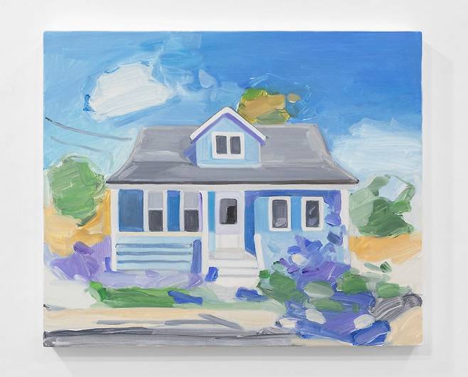Blue house, October(2025). © Maureen Gallace Courtesy of the artist and Gladstone