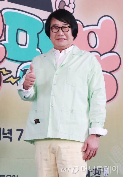 개그맨 최양락이 안면거상과 박피·모발이식 등 여러 성형수술과 시술을 받았다고 털어놨다. /사진=머니투데이 DB