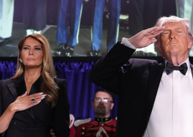 만찬 행사 참석한 트럼프 대통령 부부. EPA 연합뉴스