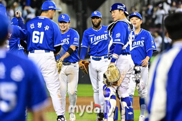 삼성이 28일 서울 잠실야구장에서 열린 두산 베어스와 경기서 연장 10회 끝에 5-4로 두산에 승리했다./잠실=한혁승 기자