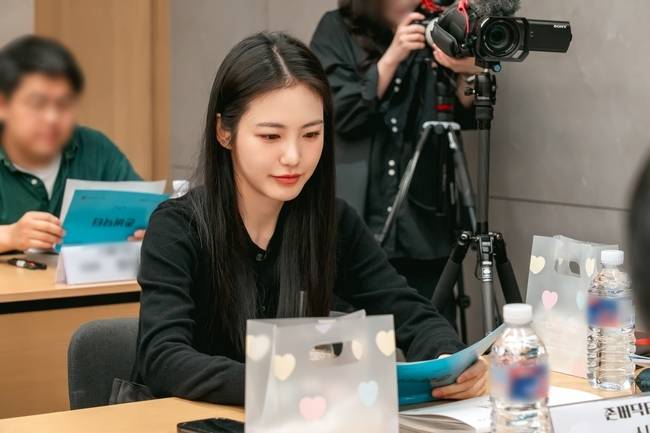 KT스튜디오지니