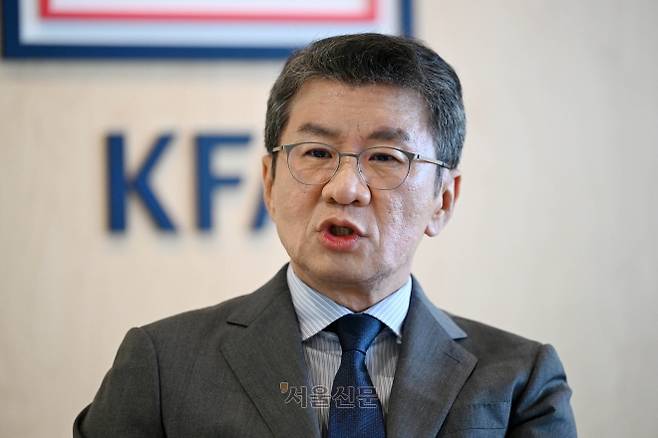 2025년 6월 30일 서울신문과 인터뷰에서 협회 운영 계획을 설명하는 정몽규 대한축구협회 회장. 서울신문 DB