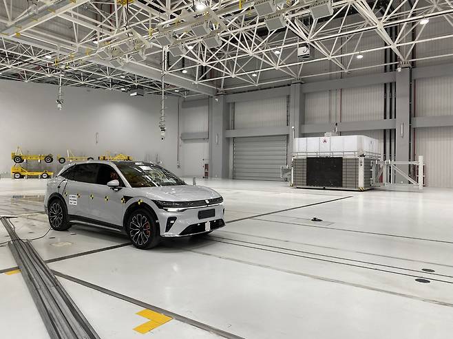 충돌 테스트 전 7X [촬영 윤민혁]