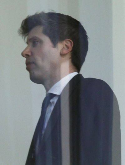 샘 올트먼 오픈AI CEO가 재판에 참석하고 있다. AP연합뉴스