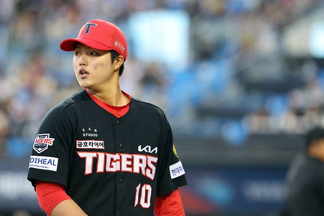 현재 2군에서 구위 조정 과정을 거치고 있는 오른손 투수 김태형. KIA 제공