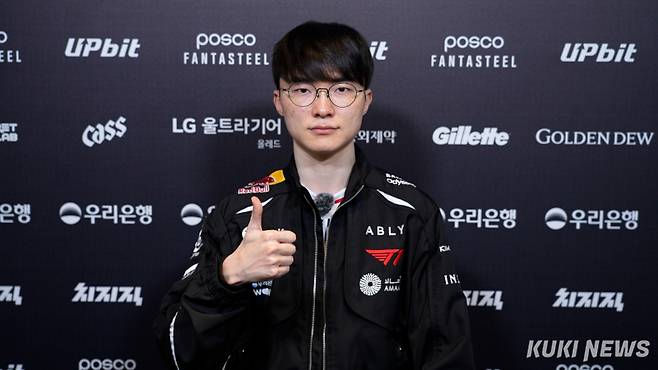 ‘페이커’ 이상혁이 29일 서울 종로구 롤파크 LCK 아레나에서 열린 ‘2026 LCK’ 정규시즌 1라운드 농심 레드포스와 경기에서 승리한 뒤 쿠키뉴스와 인터뷰하고 있다. 쿠키뉴스 쿡깸