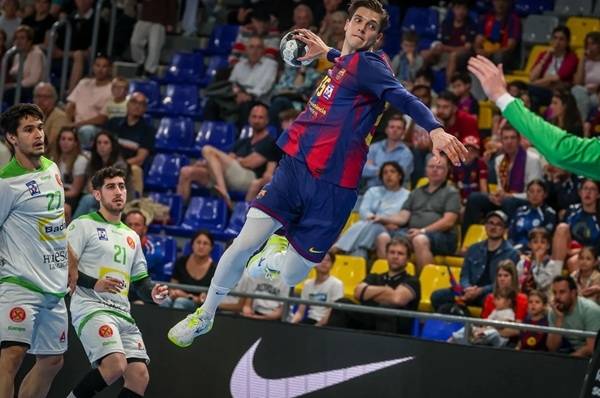 사진 2025/26 시즌 스페인 남자 핸드볼 아소발리그 바르셀로나와 우에스카 경기 모습, 사진 출처=바르셀로나