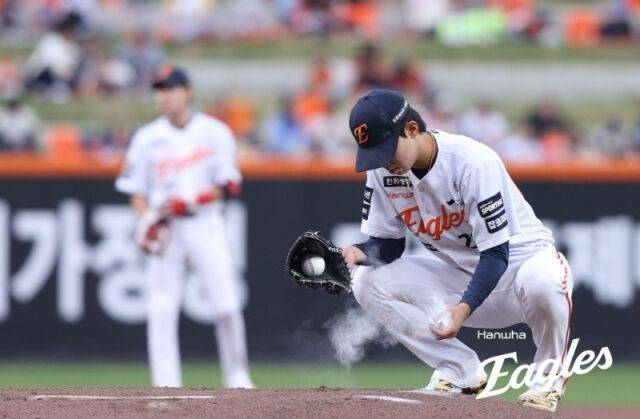 황준서가 시즌 첫 승에 실패했다./한화 이글스