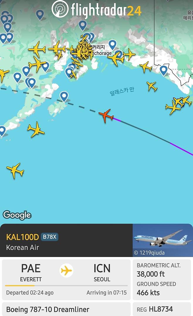 한국을 향해 날아오고 있는 대한항공 B787-10 16호기. /flightradar24