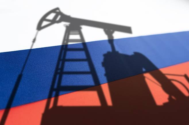 UAE 탈퇴에도 러시아가 OPEC+ 잔류를 선언하며 산유국 공조 유지 의지를 재확인했다. (사진=모션엘리먼츠)