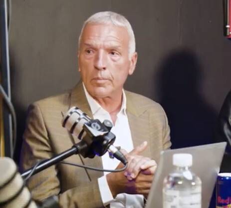 에른스트 미덴도르프 전 남아공 더반시티FC 기술총괄. 유튜브 촬영