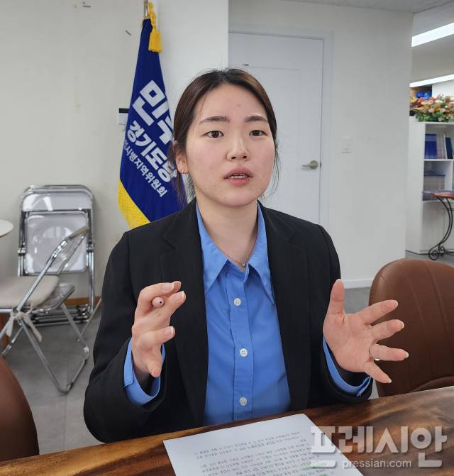 ▲<프레시안>과 인터뷰 중인 서인하 더불어민주당 청년 비례대표 경선 후보. ⓒ프레시안(전승표)