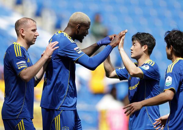 울산-포항 첫 맞대결, 울산 공격진 활약 속 2위 유지할까…포항 4경기 1승 3패 부진.(사진제공=한국프로축구연맹)