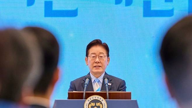 이재명 대통령이 1일 노동절 기념식에서 발언하고 있다. (청와대 제공)