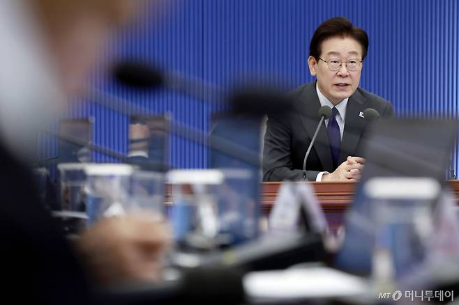 [서울=뉴시스] 최동준 기자 = 이재명 대통령이 30일 청와대에서 열린 수석보좌관회의에서 발언하고 있다. 2026.04.30. photocdj@newsis.com /사진=최동준