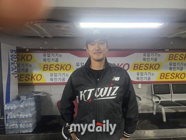 KT 고영표가 1일 광주 KIA챔피언스필드에서 KIA 타이거즈전을 마치고 포즈를 취하고 있다./광주=김진성 기자 kkomag@mydaily.co.kr