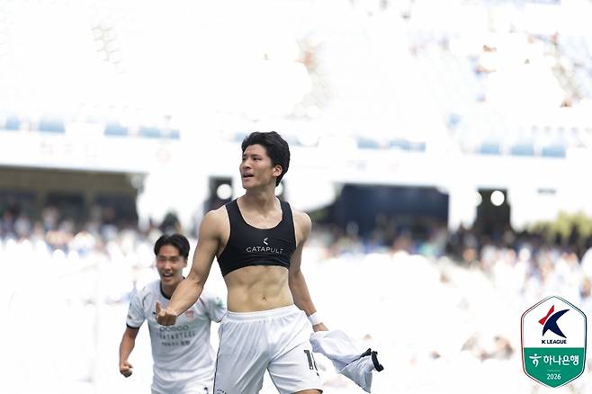 포항 조상혁의 골 세리머니 [한국프로축구연맹 제공. 재판매 및 DB 금지]