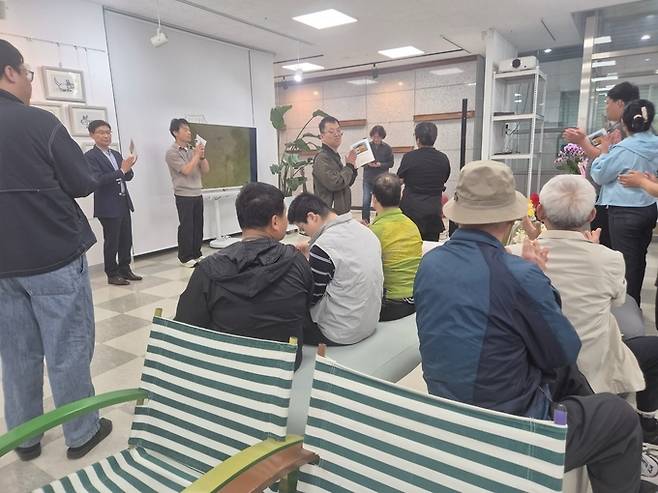 ▲ 누정갤러리 전시장 내부 전경
