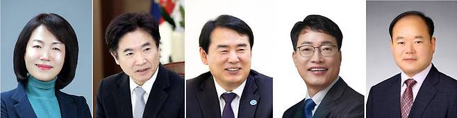 [광주=뉴시스] 전남광주특별시교육감 예비후보. 왼쪽부터 강숙영 전 전남교육청 장학관, 김대중 현 전남교육감, 이정선 현 광주교육감, 장관호 전 전교조 전남지부장, 최대욱 전 한국교총 부회장. photo@newsis.com *재판매 및 DB 금지
