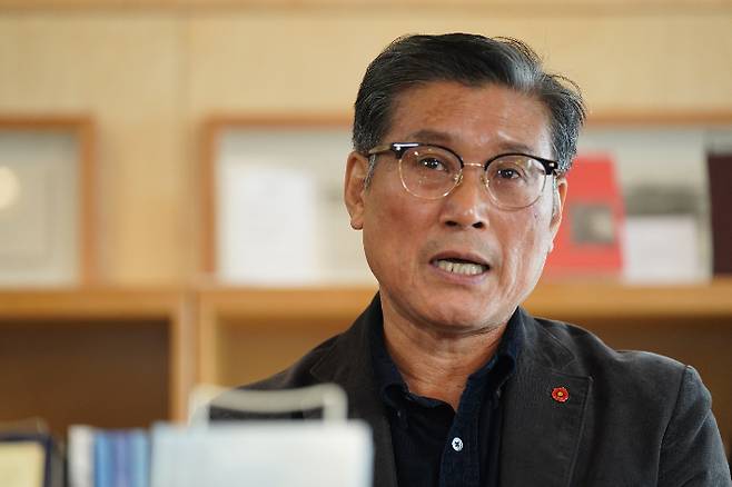 허호준 전 한겨레 선임기자. 강경민 사진작가 제공