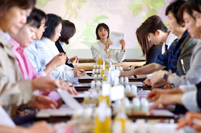 롯데홈쇼핑의 셀럽 연계 고객 초청 콘텐츠 유유자적 희희낙락 원데이 클래스. (사진=롯데홈쇼핑 제공) *재판매 및 DB 금지