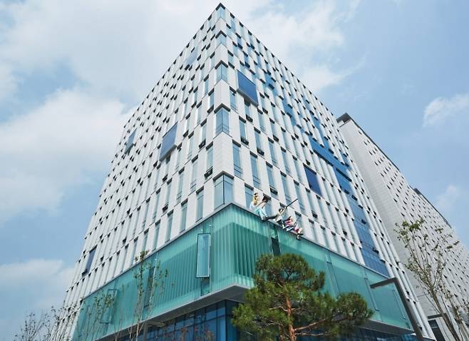 3일 서울신문 취재를 종합하면 출판사 좋은책신사고는 지난 16일 근속 5년 이상 직원 전원을 대상으로 한 명예퇴직 권고 공고를 냈다. 사진은 서울 강서구에 위치한 좋은책신사고 사옥의 모습. 전국언론노동조합 제공
