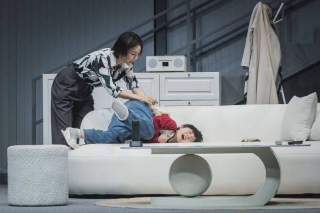 연극 '그의 어머니' ⓒ국립극단