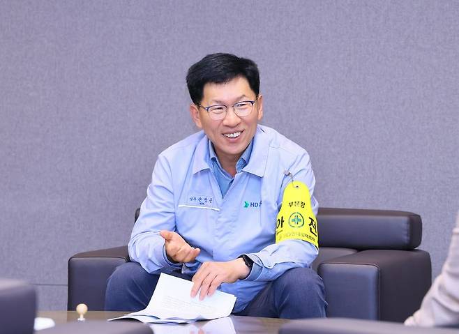 지난달 27일 울산광역시 동구 HD현대일렉트릭 변압기 공장에서 설계생산 총괄 임원인 손창곤 상무가 본지와 인터뷰를 하고 있다. HD현대일렉트릭 제공