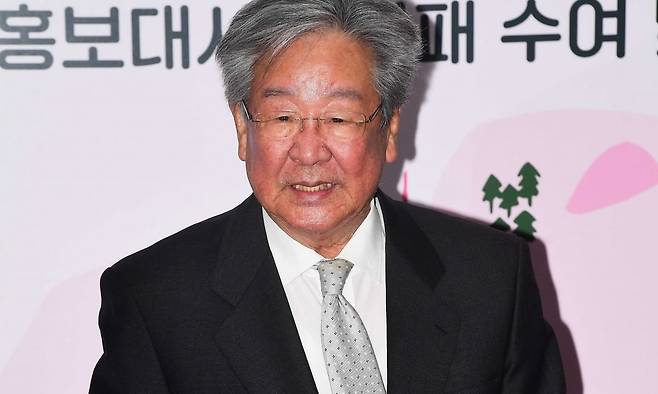 최불암이 재활 치료로 인해 다큐멘터리 촬영이 불발됐다. / 사진=텐아시아DB