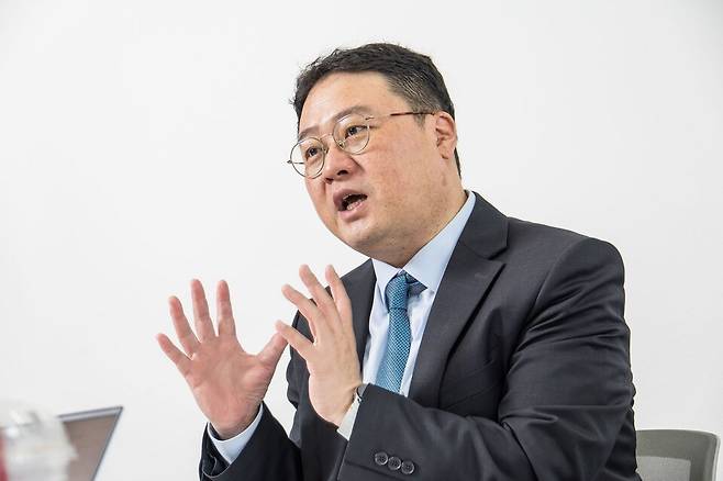 4일 오전 경기 성남시 KAIST AI대학원에서 최재식 교수가 시사저널과 인터뷰를 하고 있다. ⓒ 시사저널 최준필