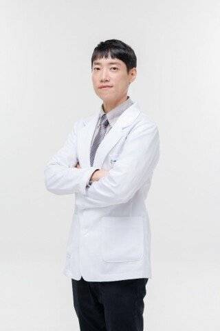 김태균 소화기내과 전문의·초량인창요양병원 내과 과장