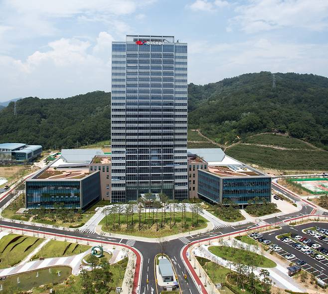 김천 혁신도시에 있는 한국도로공사 본사 사옥(한국도로공사 제공).