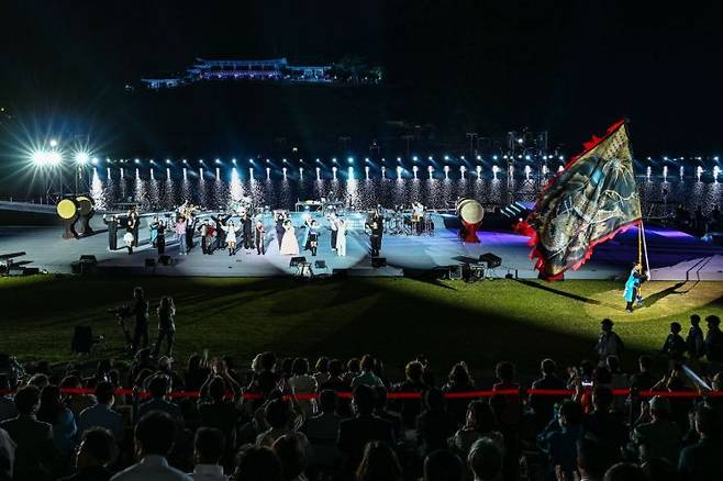 ‘2026 국민대통합아리랑’ 공연 성황리 개최. [사진제공=밀양시]